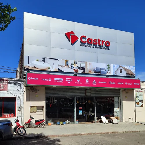 Treinta y Tres - Juan A. Lavalleja esq. Melendez - Con exhibición de Hogar